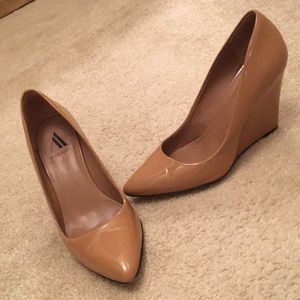 Ava and aiden tan wedges